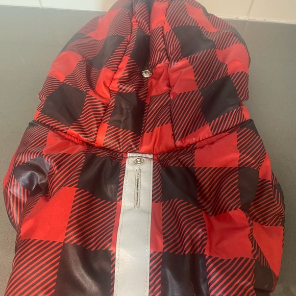 Size XL/L. Easy fit body. Cold alert patch. Reflective stripe - Picture 4 of 7